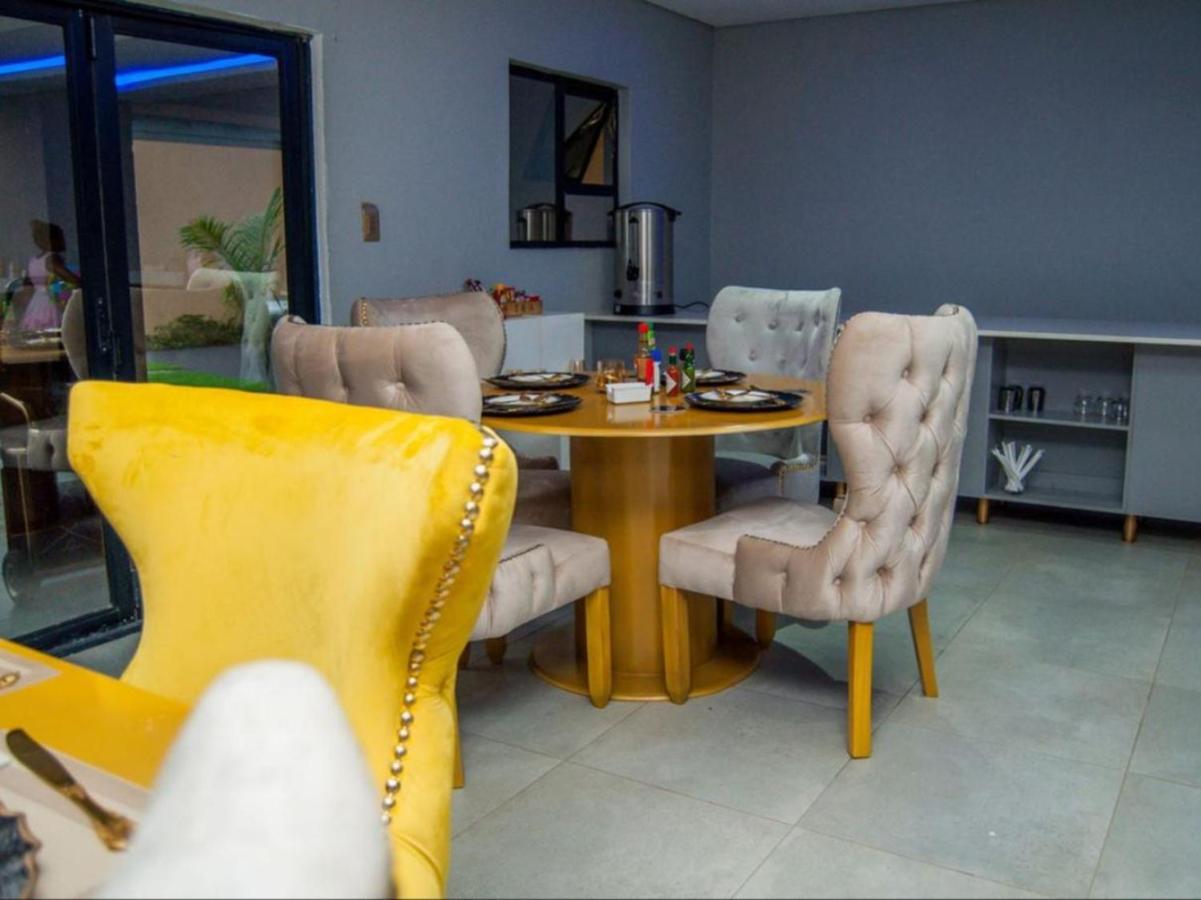 The Lux Hotel And Resorts Louis Trichardt Bagian luar foto