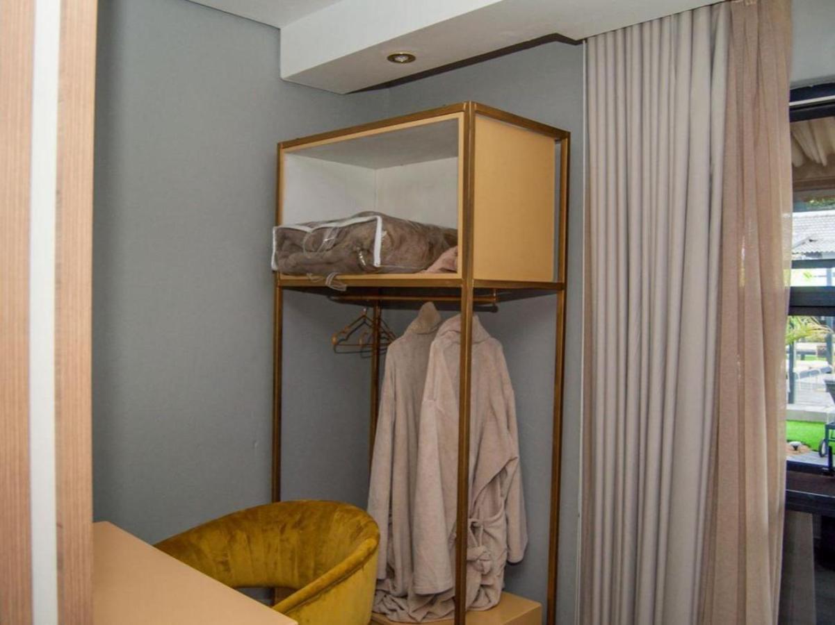 The Lux Hotel And Resorts Louis Trichardt Bagian luar foto