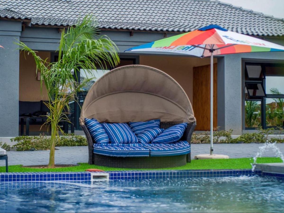 The Lux Hotel And Resorts Louis Trichardt Bagian luar foto