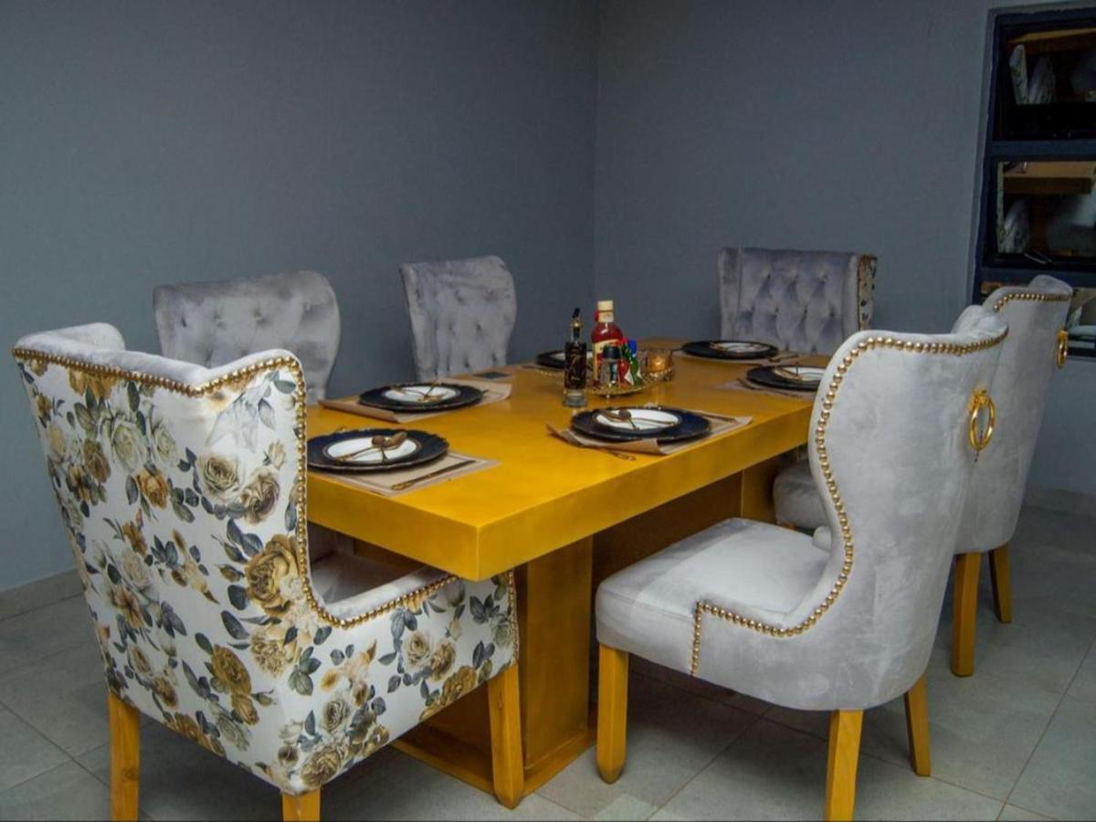 The Lux Hotel And Resorts Louis Trichardt Bagian luar foto