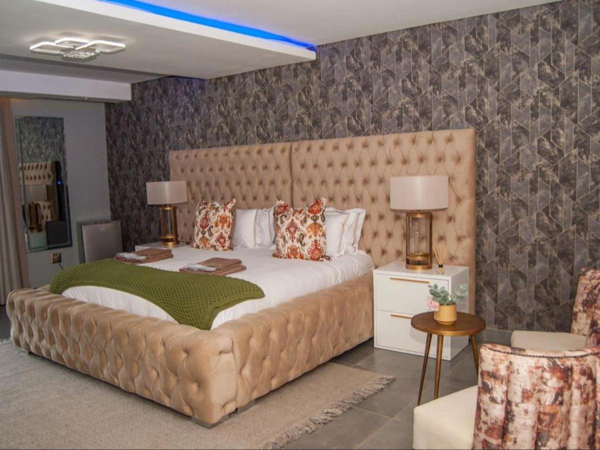 The Lux Hotel And Resorts Louis Trichardt Bagian luar foto