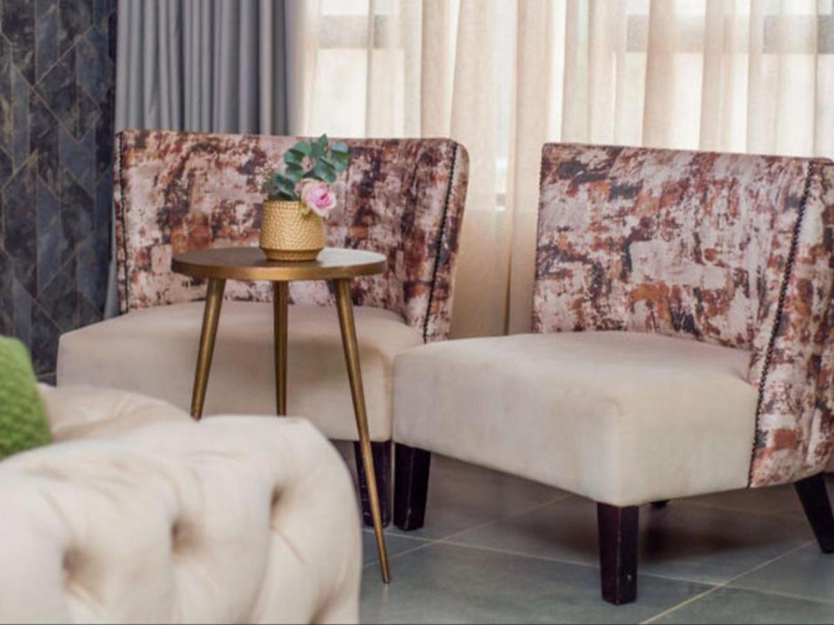 The Lux Hotel And Resorts Louis Trichardt Bagian luar foto