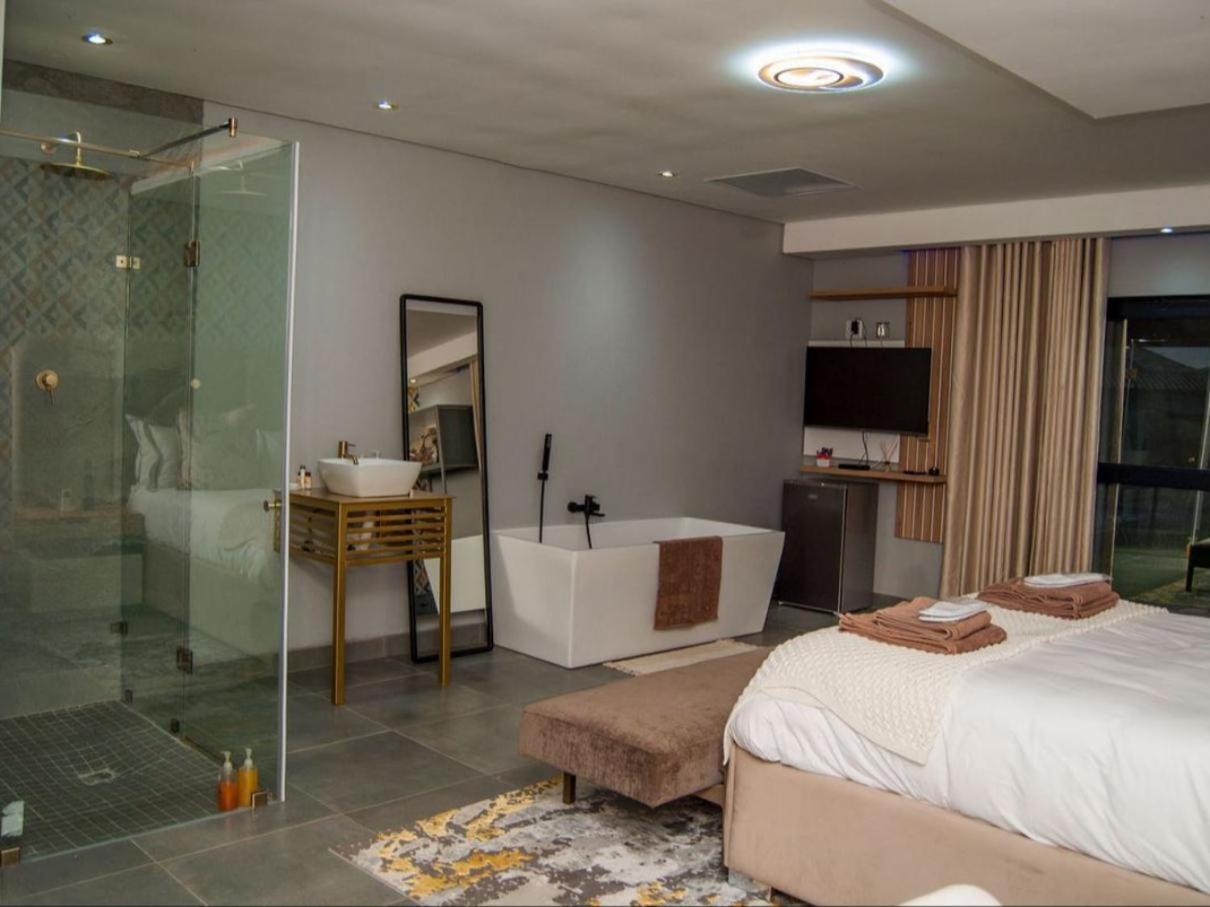 The Lux Hotel And Resorts Louis Trichardt Bagian luar foto