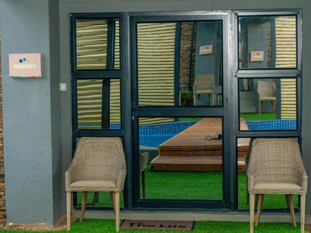 The Lux Hotel And Resorts Louis Trichardt Bagian luar foto